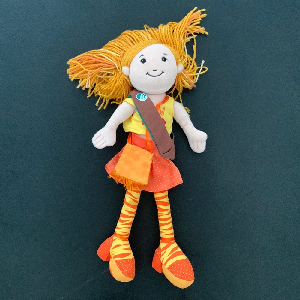 GROOVY GIRLS DOLL GIRL SCOUTS PLUSH TOY